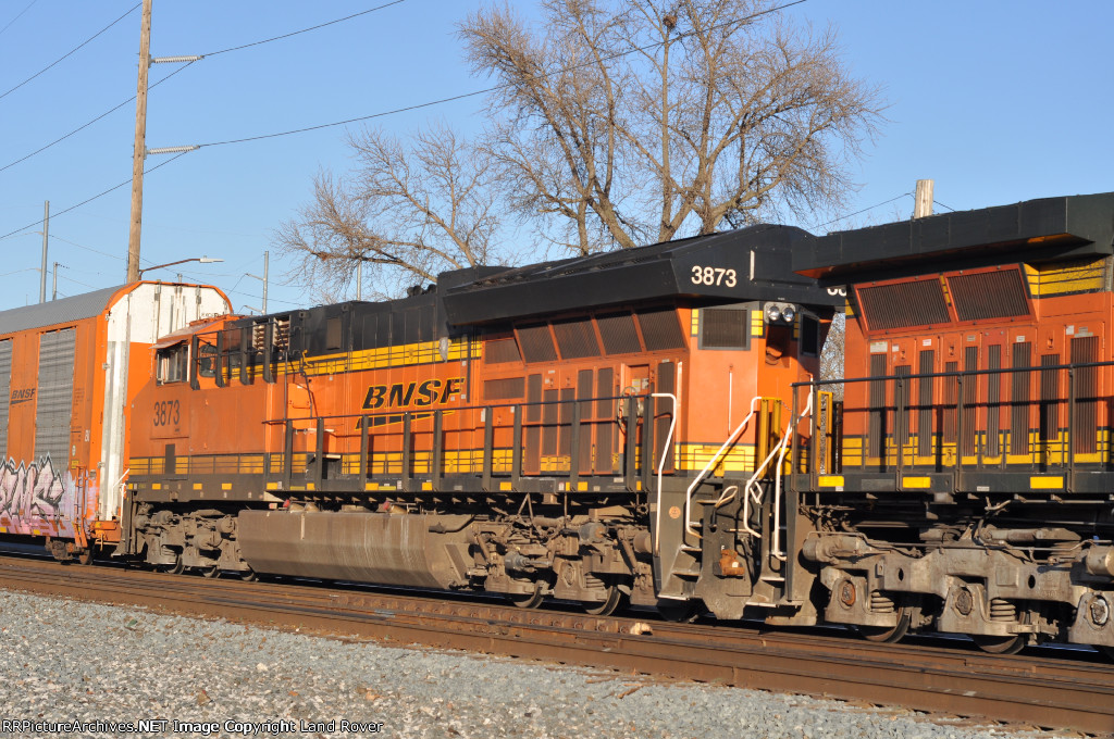 BNSF 3873 East